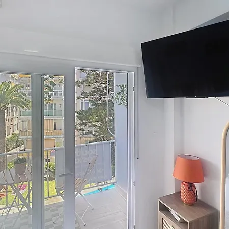 Apartment Beach-side With Pool - South Costa, *